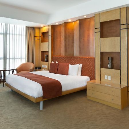 Crowne Plaza Manila Galleria By Ihg Pasig City Ngoại thất bức ảnh