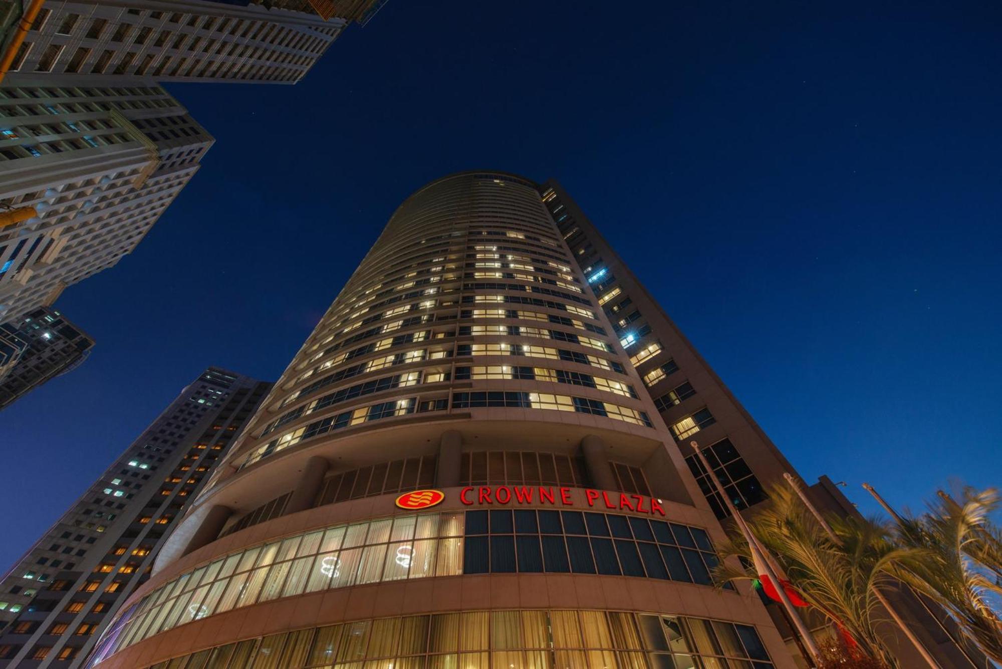 Crowne Plaza Manila Galleria By Ihg Pasig City Ngoại thất bức ảnh