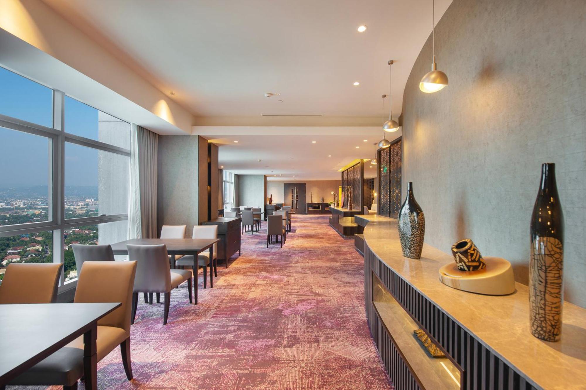 Crowne Plaza Manila Galleria By Ihg Pasig City Ngoại thất bức ảnh