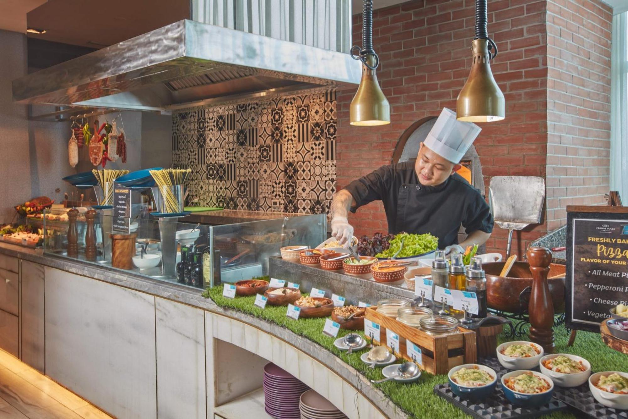 Crowne Plaza Manila Galleria By Ihg Pasig City Ngoại thất bức ảnh