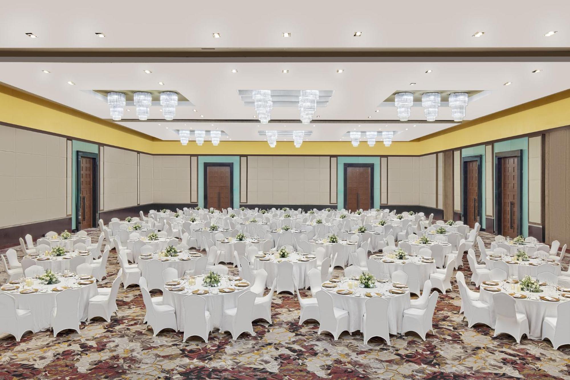 Crowne Plaza Manila Galleria By Ihg Pasig City Ngoại thất bức ảnh