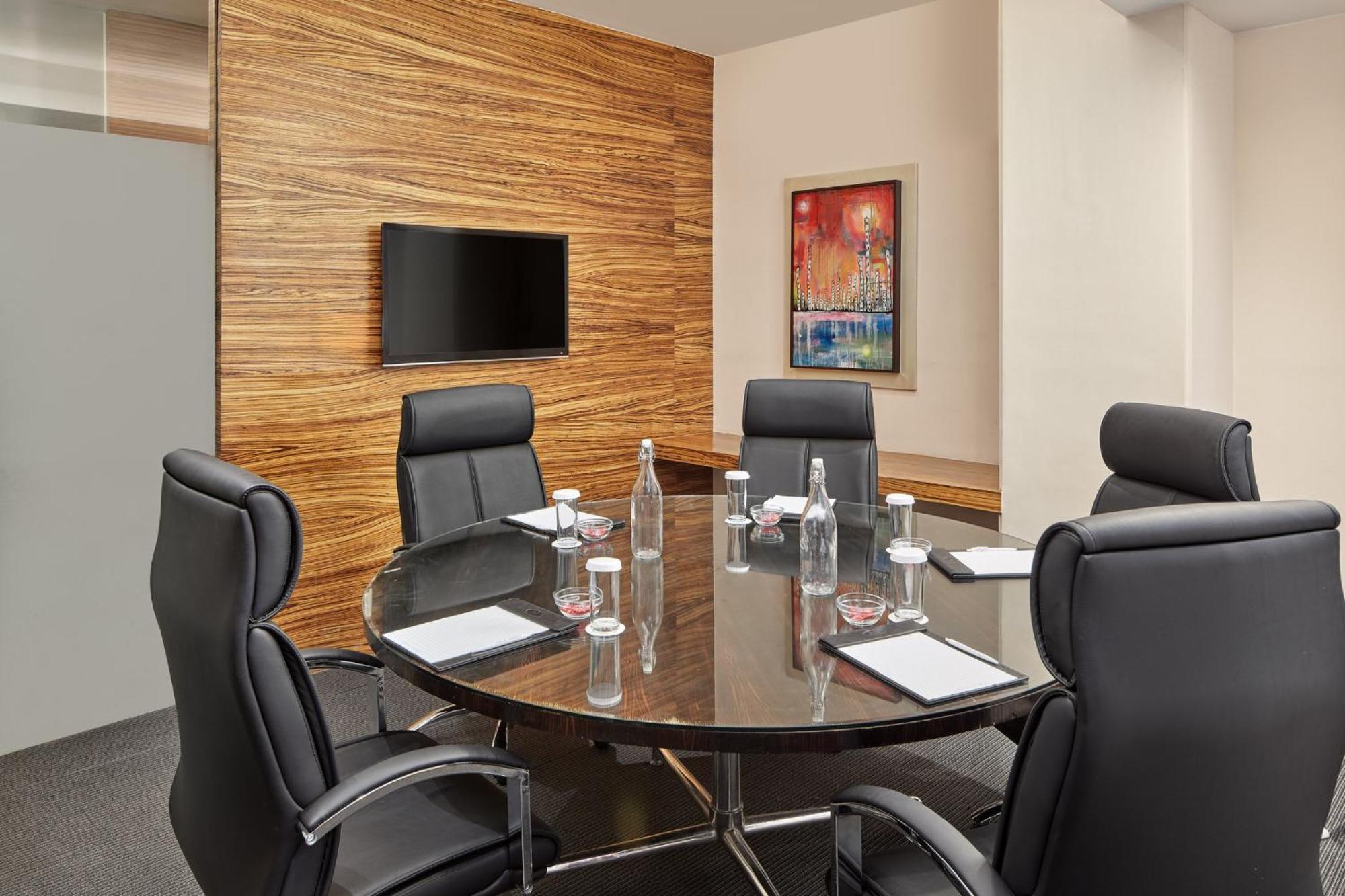 Crowne Plaza Manila Galleria By Ihg Pasig City Ngoại thất bức ảnh