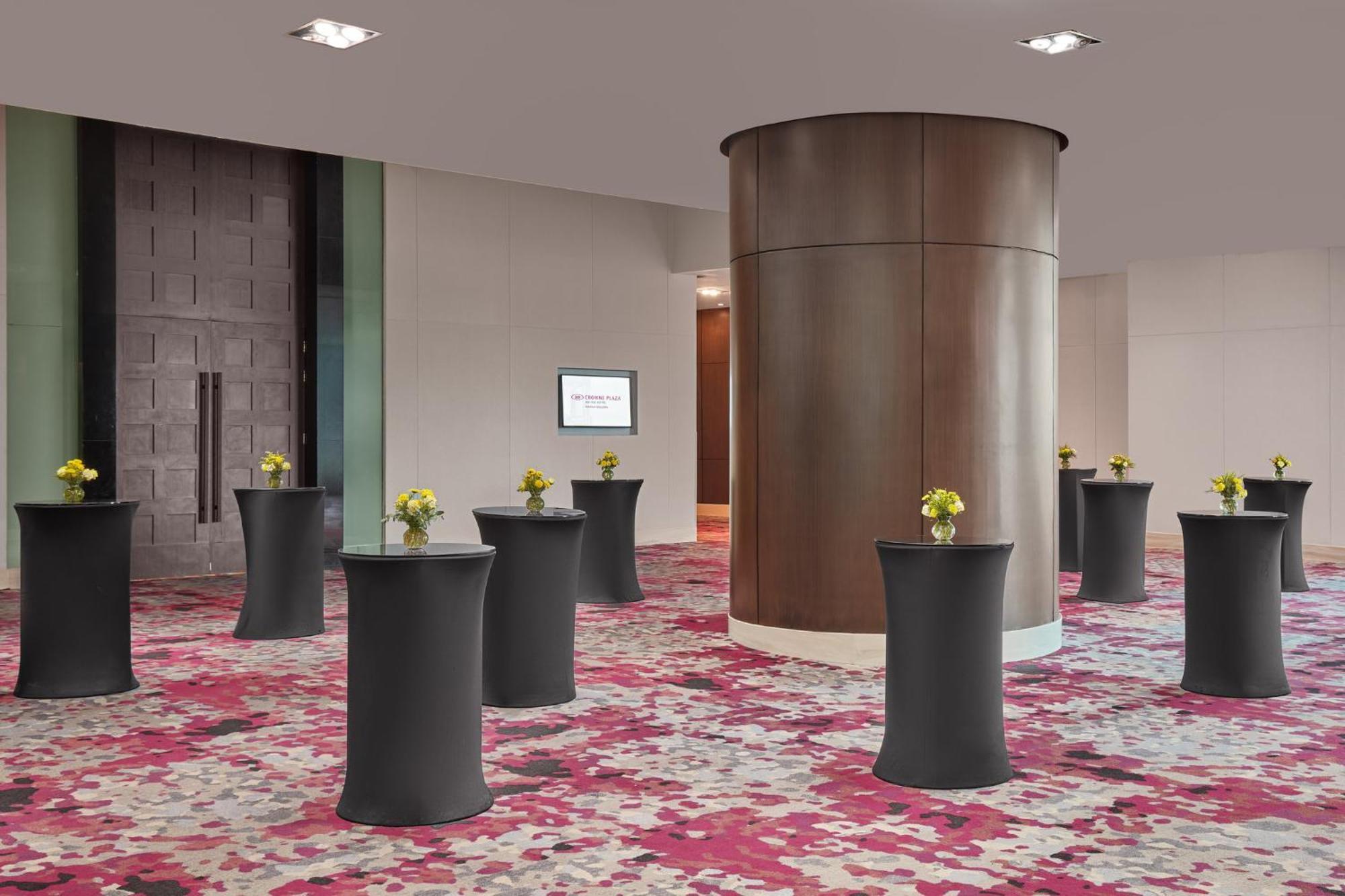 Crowne Plaza Manila Galleria By Ihg Pasig City Ngoại thất bức ảnh