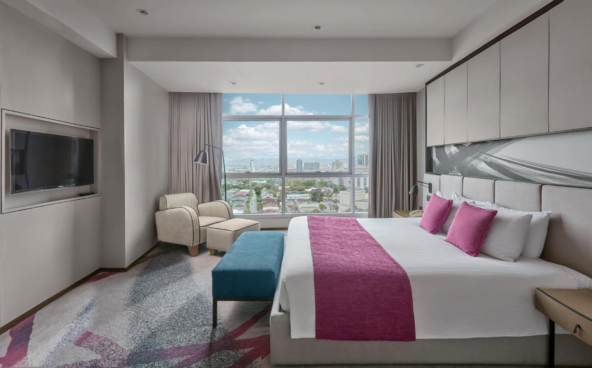 Crowne Plaza Manila Galleria By Ihg Pasig City Ngoại thất bức ảnh